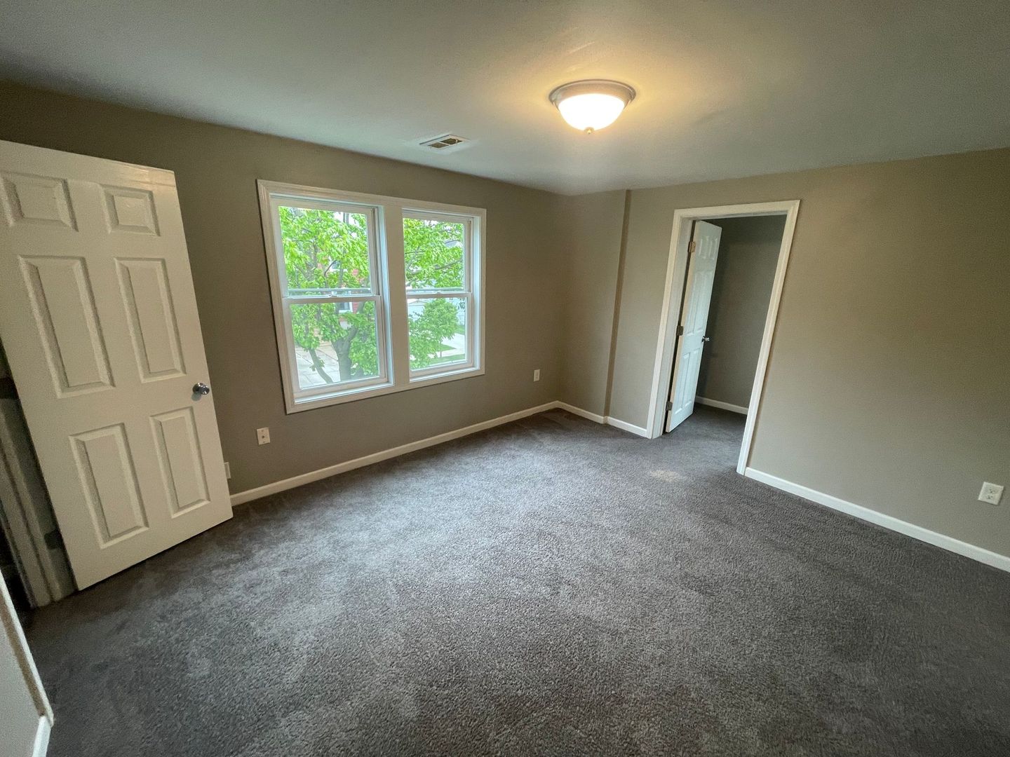 West Allis Apartment: 1336-1338 S. 63rd St.
