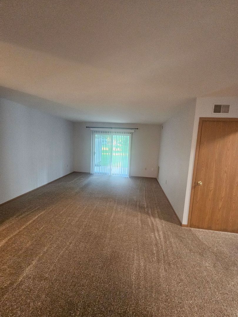 Sullivan Apartment: 538-544 Partridge Ct.