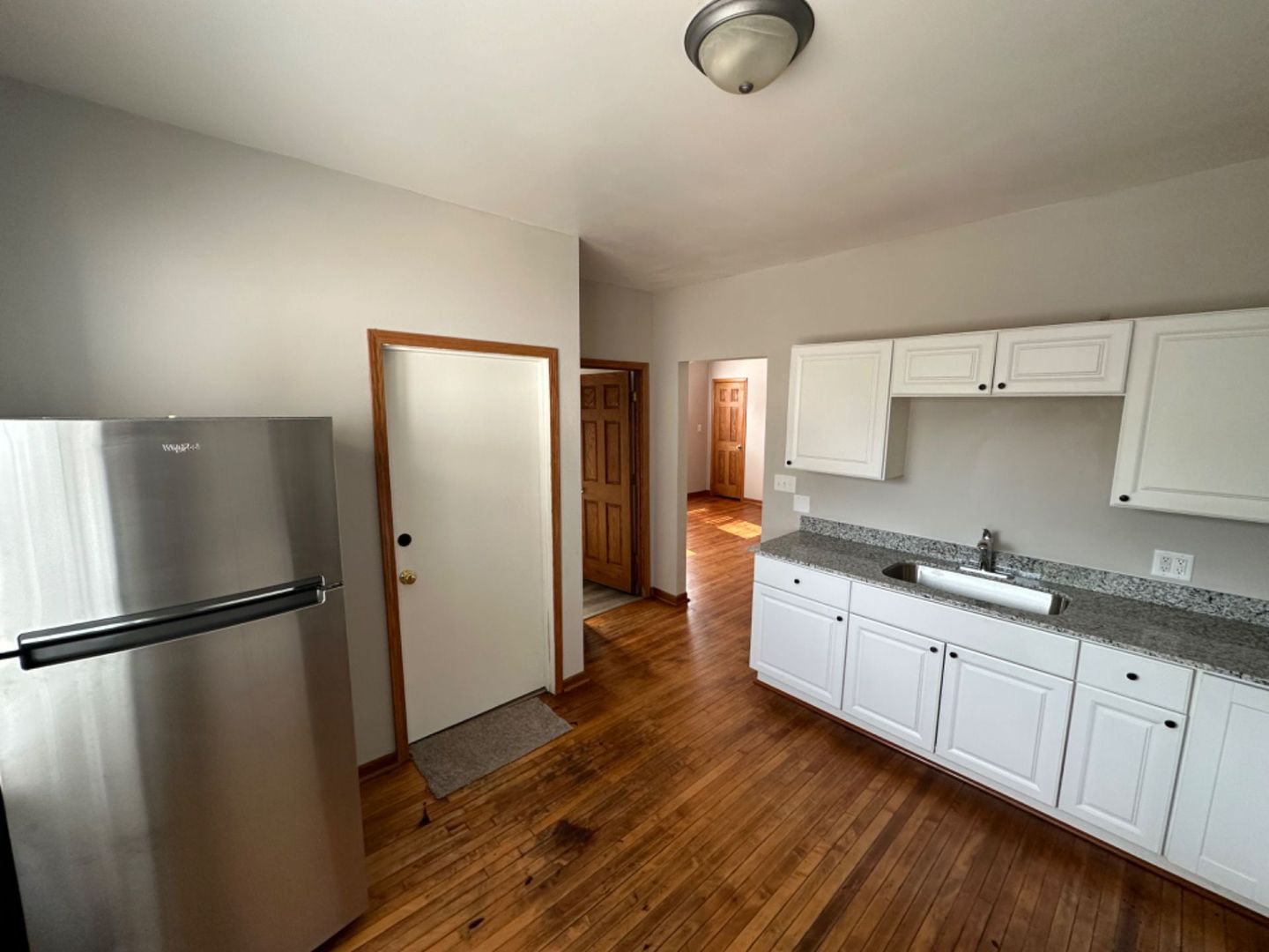 Milwaukee Apartment: 1522 W Grant St.