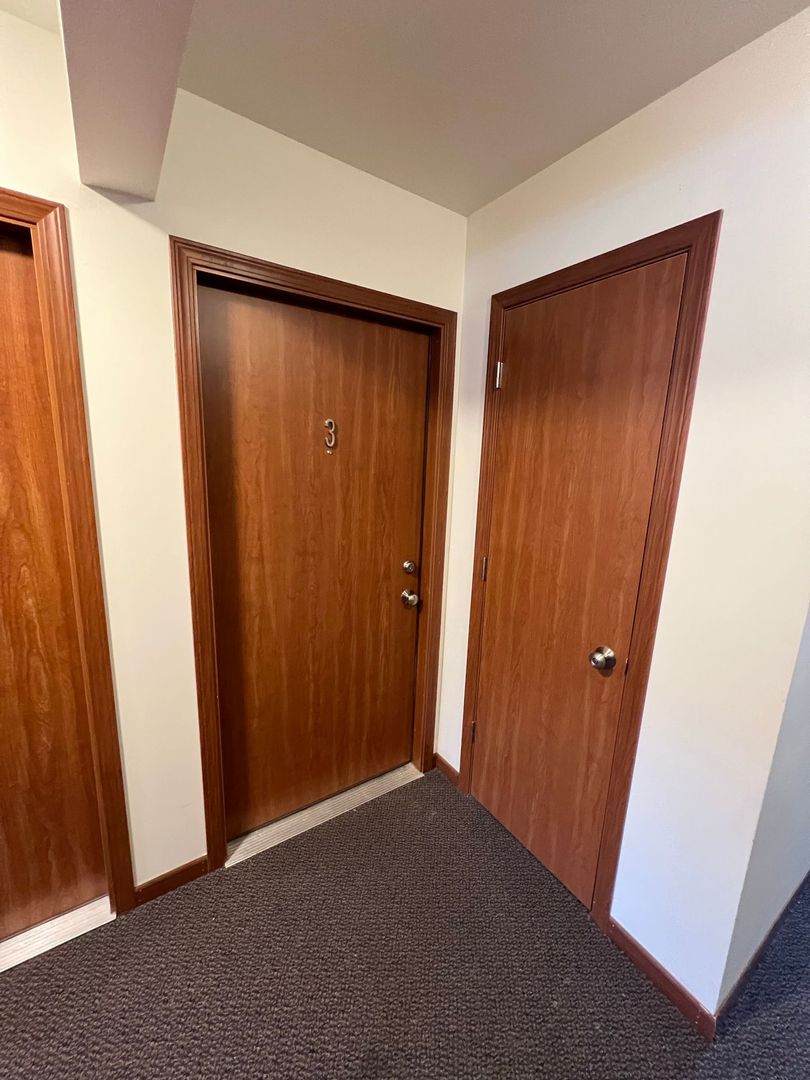 West Bend Apartment: 851 Eastern Ave.