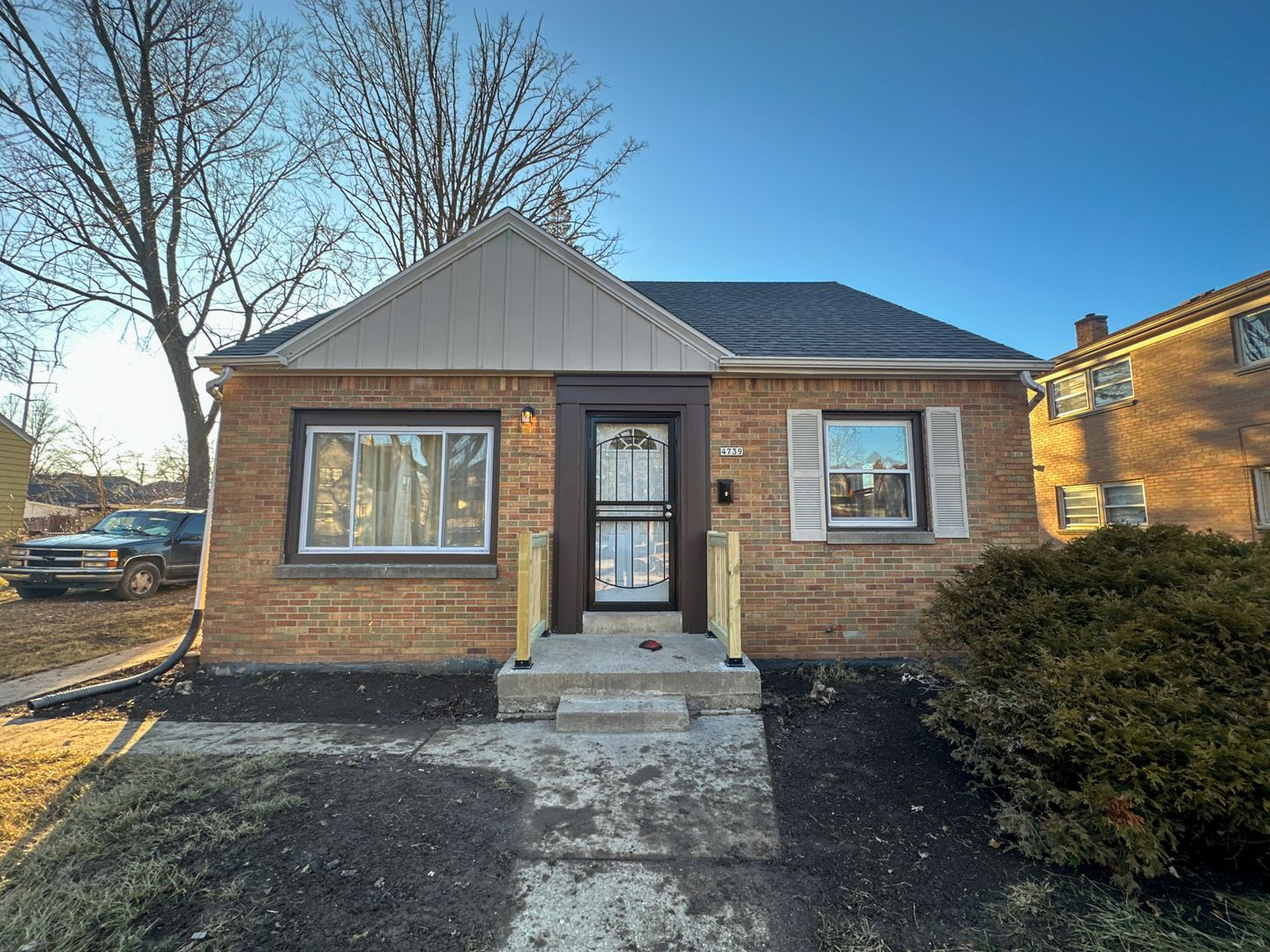 Milwaukee House: 4739 N 19th Pl.