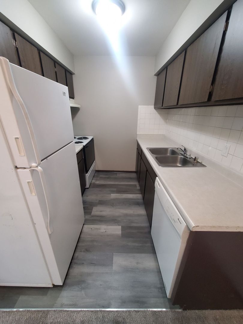 Milwaukee Apartment: 7875 W Oklahoma Ave