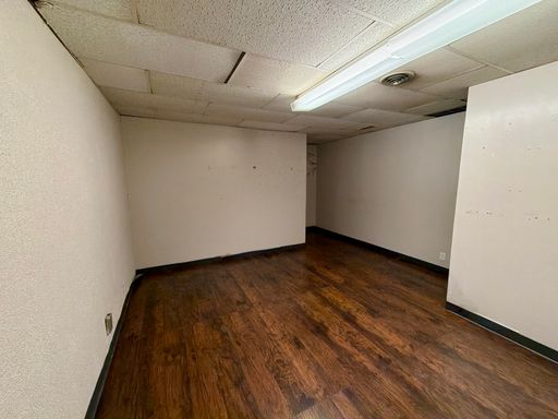 Single Room Space - Hair Styling