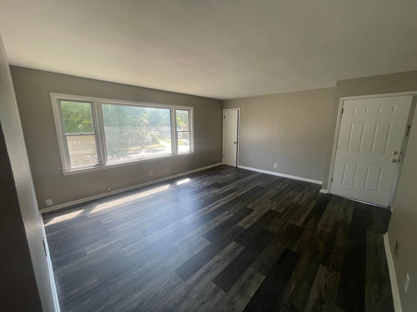 Milwaukee Apartment: 4939-4941 N 51st Blvd.