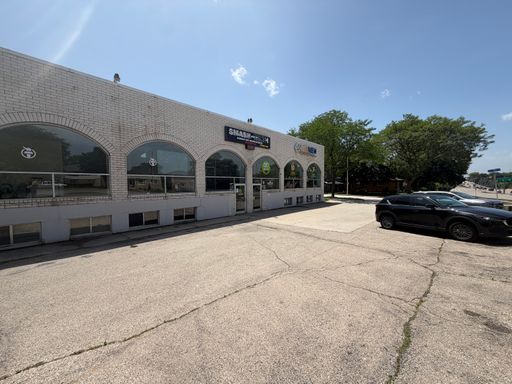 Small commercial Space for Rent