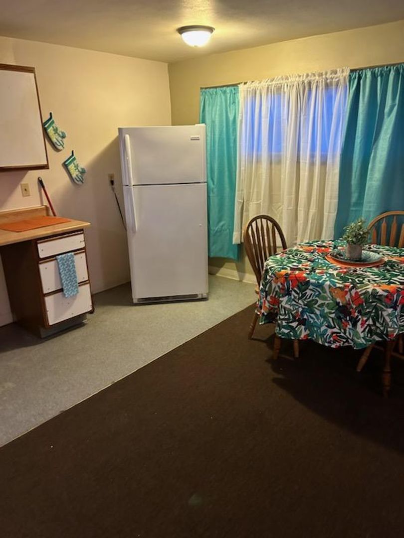 Racine Apartment: 1639 Douglas Ave