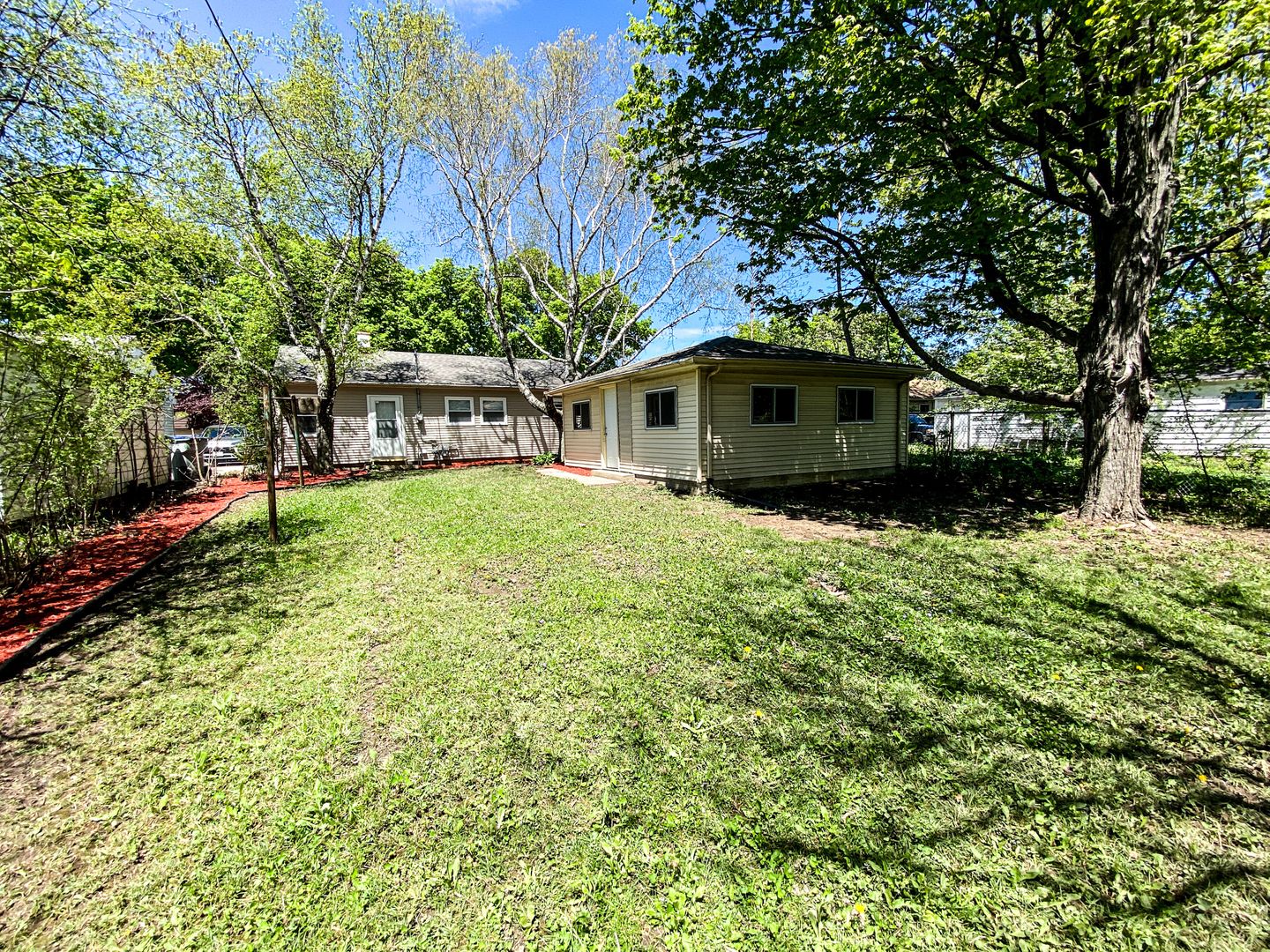 Milwaukee House: 7407 West Sheridan Avenue