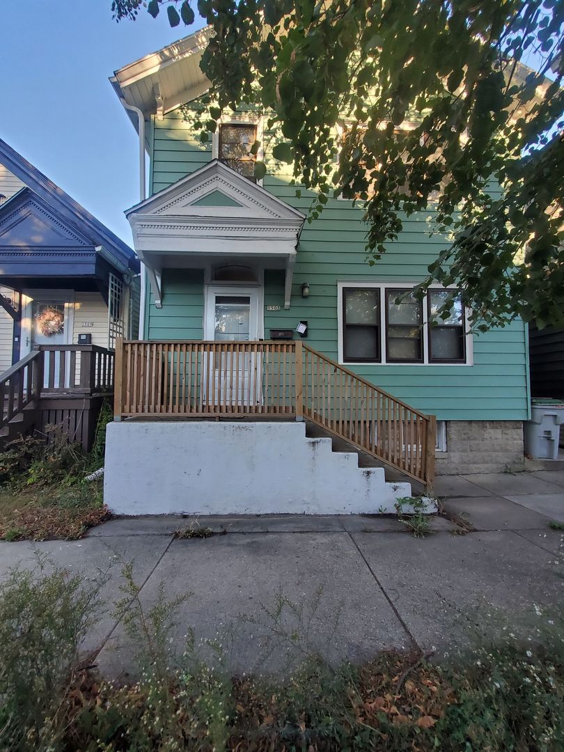 Milwaukee Apartment: 1505-1505A S 3rd St.