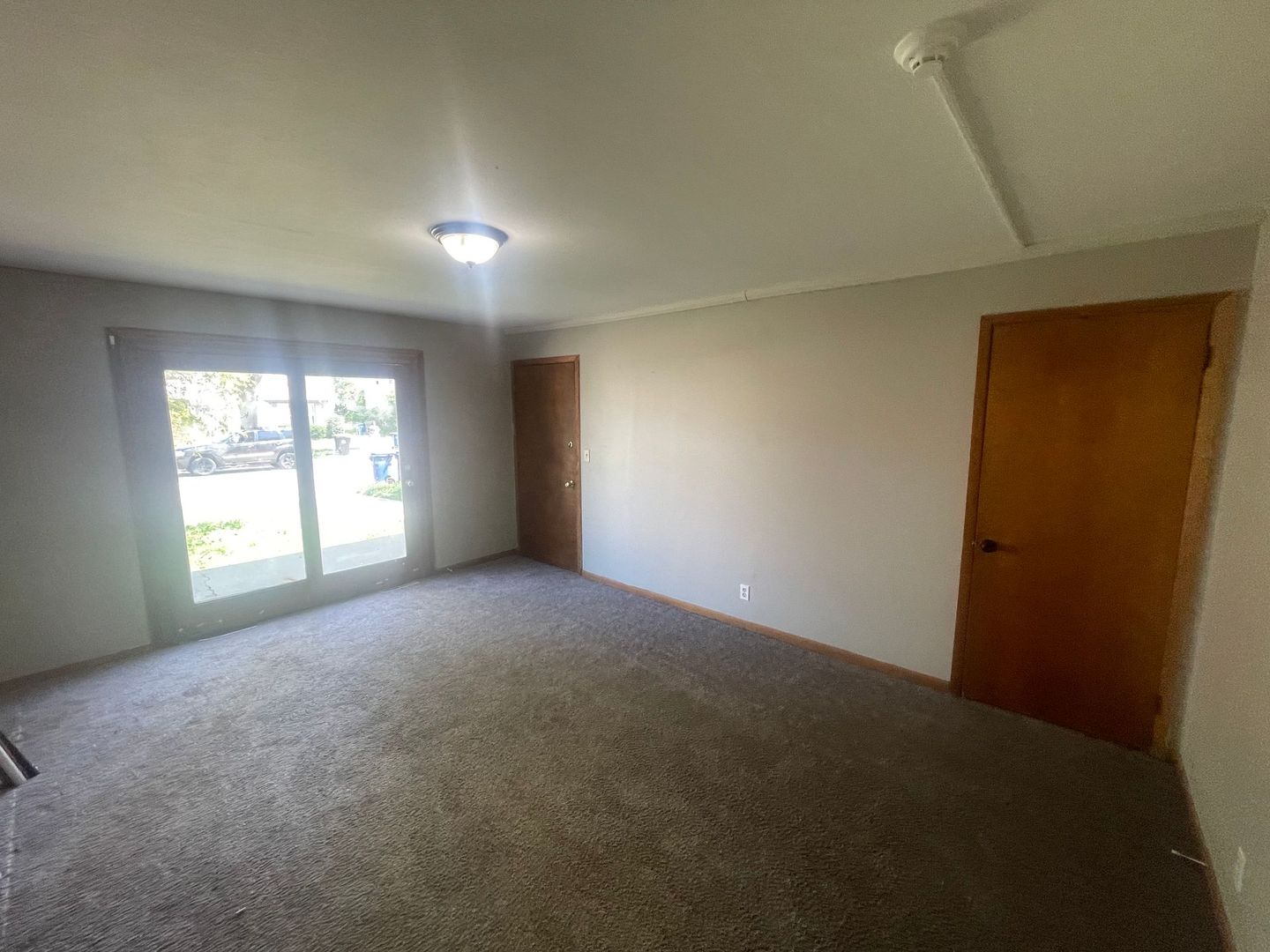 Racine Apartment: 4208 Marquette Dr.
