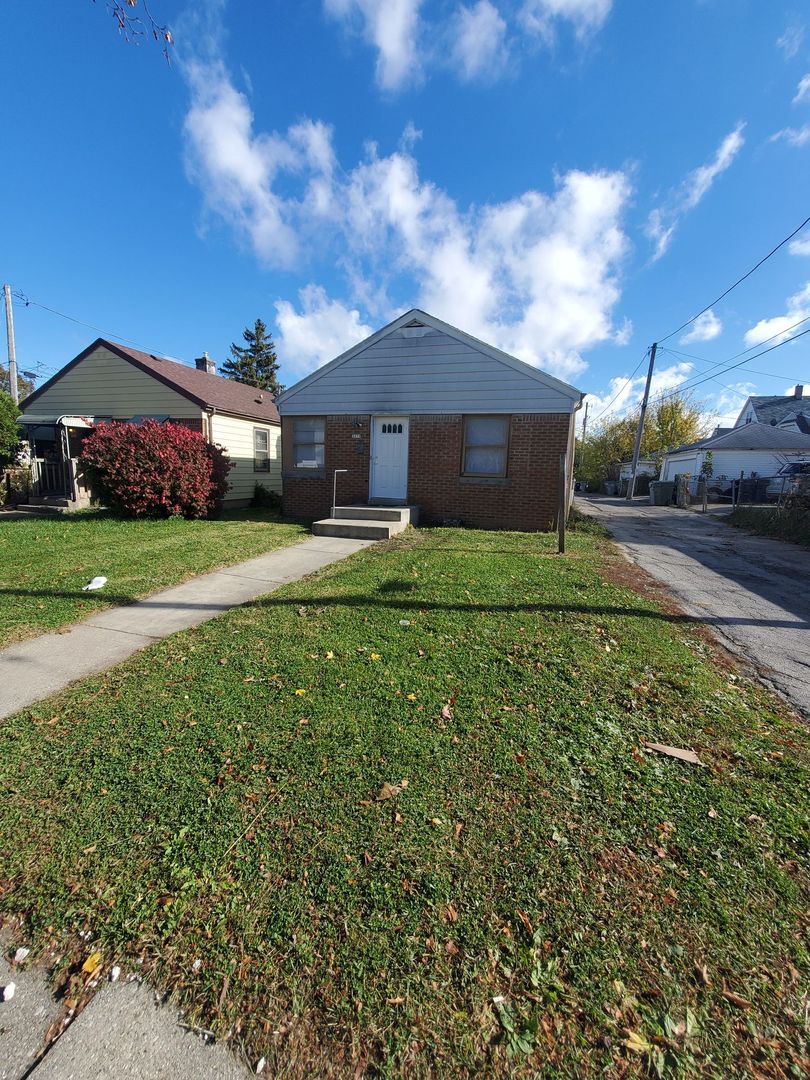 Milwaukee House: 3270 N 14th St.