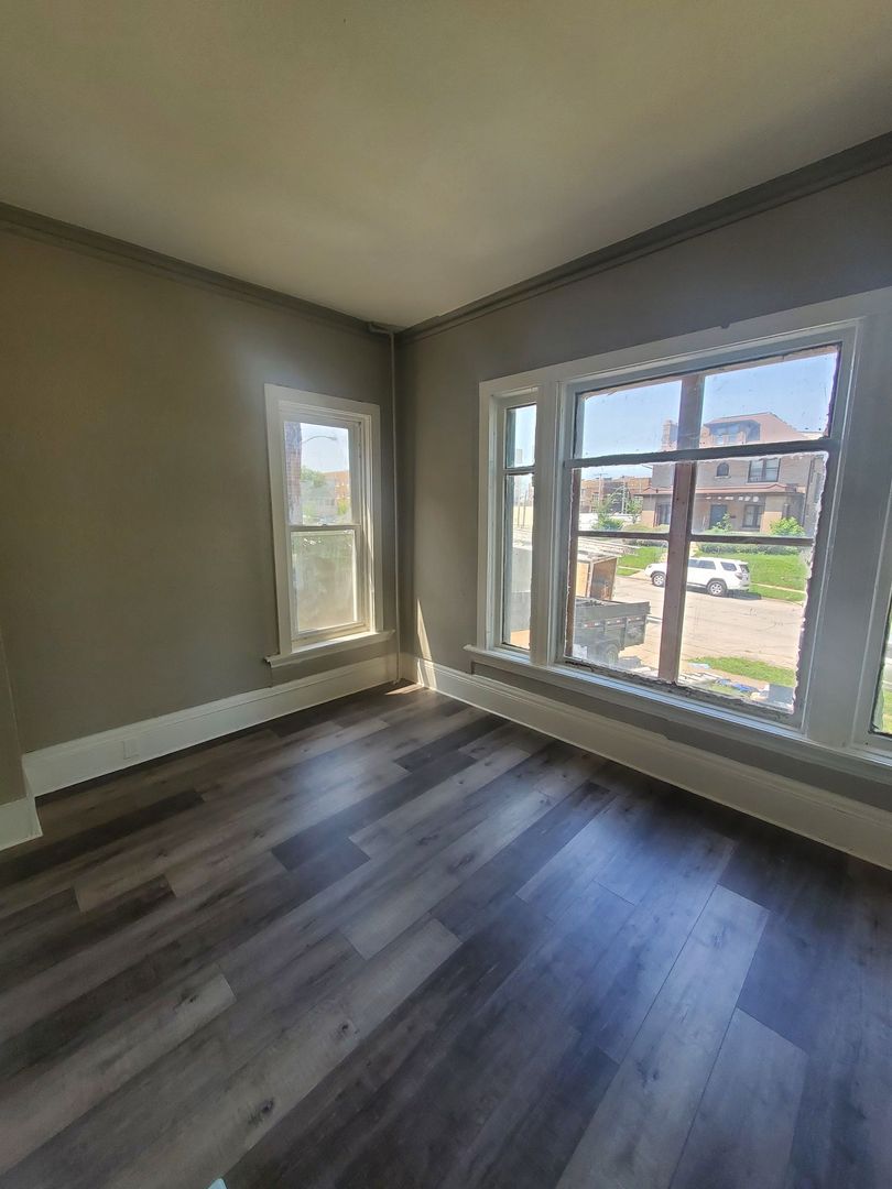 Milwaukee Apartment: 752 N 26th St.