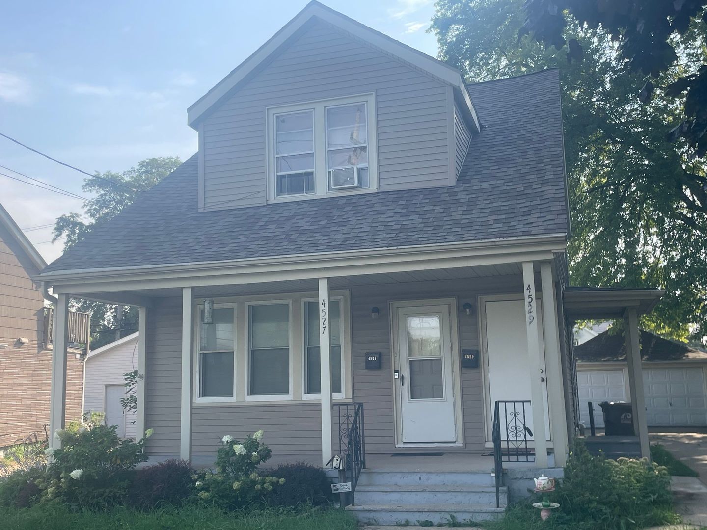 Kenosha Apartment: 4527-4529 30th Ave.