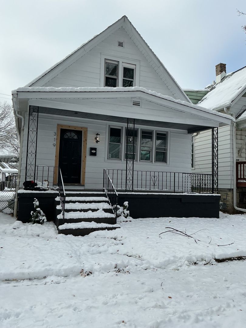 Milwaukee House: 319 N 41st St.