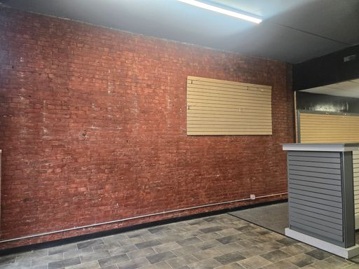 Large Commercial Space For Rent – photo 1