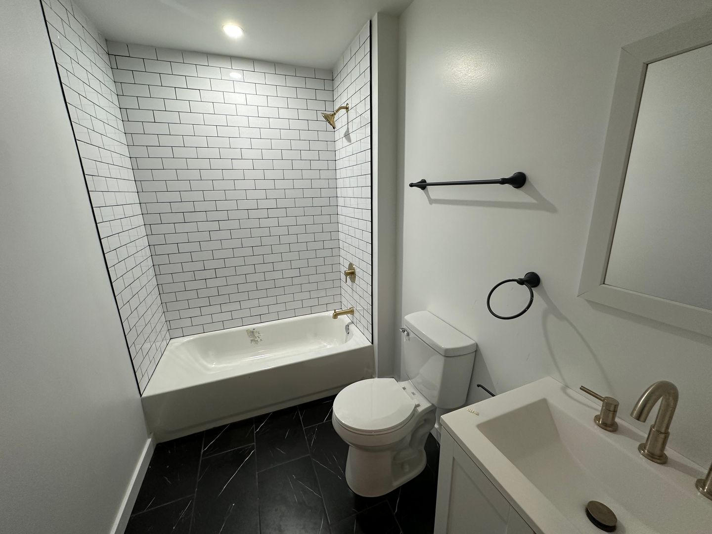 South Milwaukee Apartment: 2300 10th Ave.