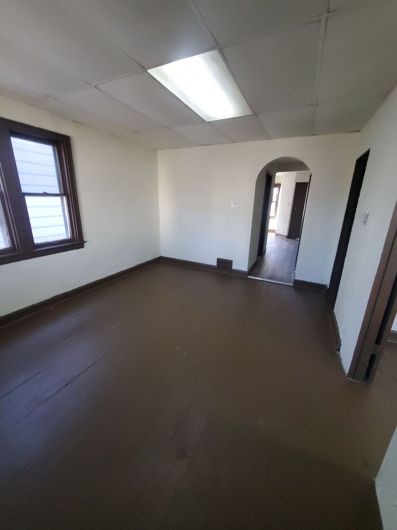 Milwaukee Apartment: 2963-2963A N Dr Lester Carter Dr.