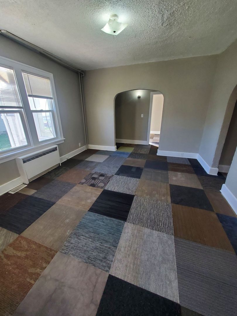 Racine Apartment: 1933 Case Ave.