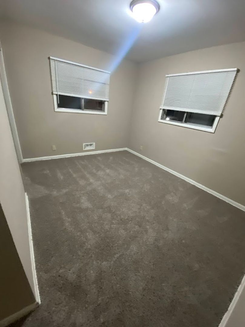 Milwaukee Apartment: 4131-4133 W Kiley Ave.