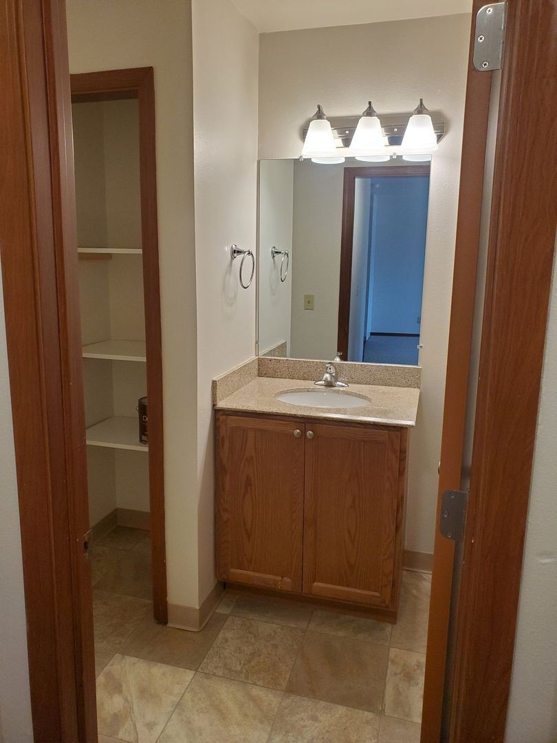 West Bend Apartment: 853 Eastern Ave.