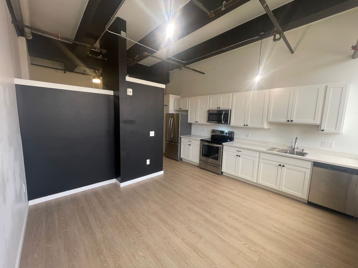 South Milwaukee Apartment: 2300 10th Ave.