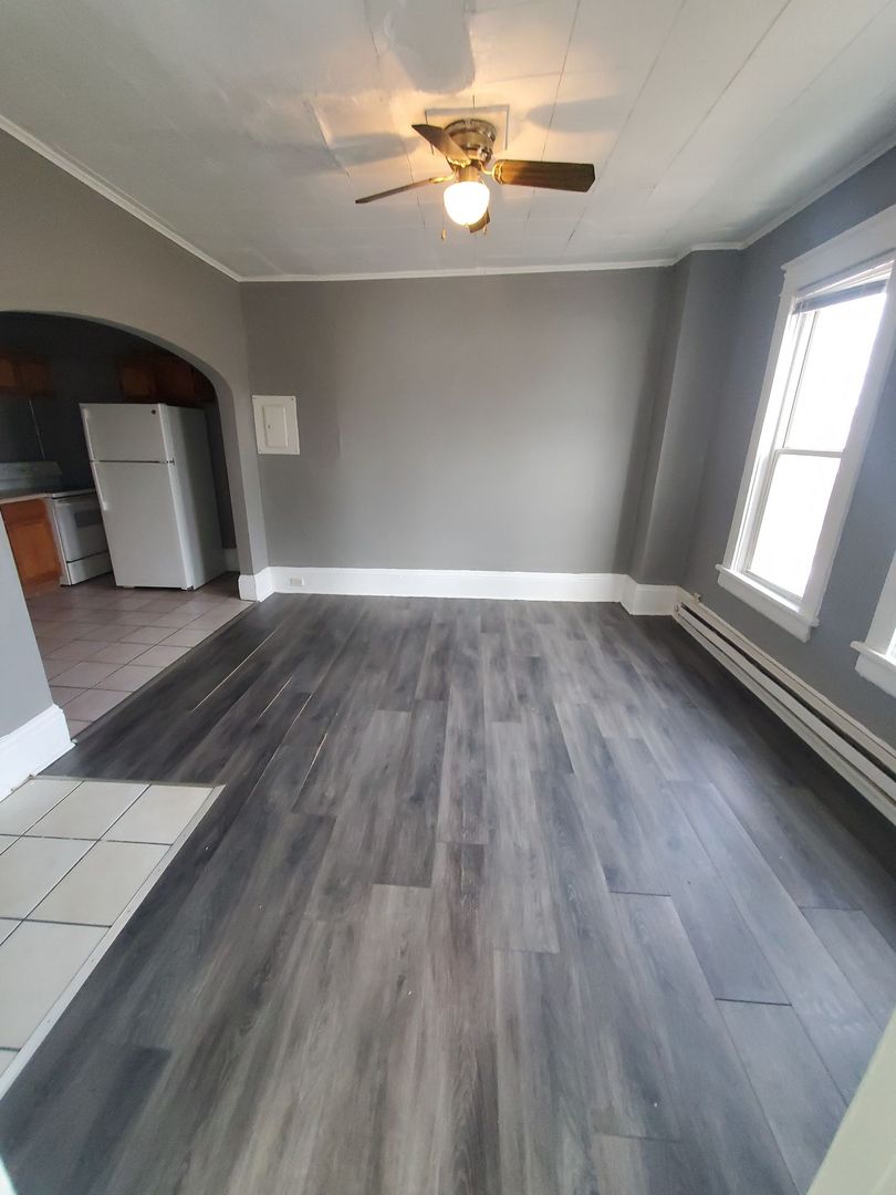 Kenosha Apartment: 2002 57th St.