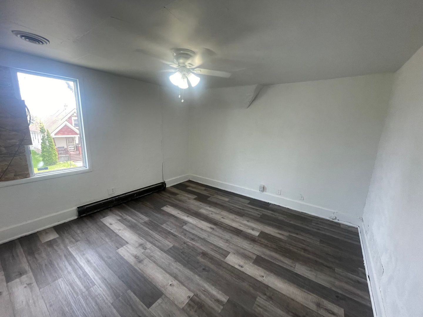 Milwaukee Apartment: 4661-4661A N 38th St.