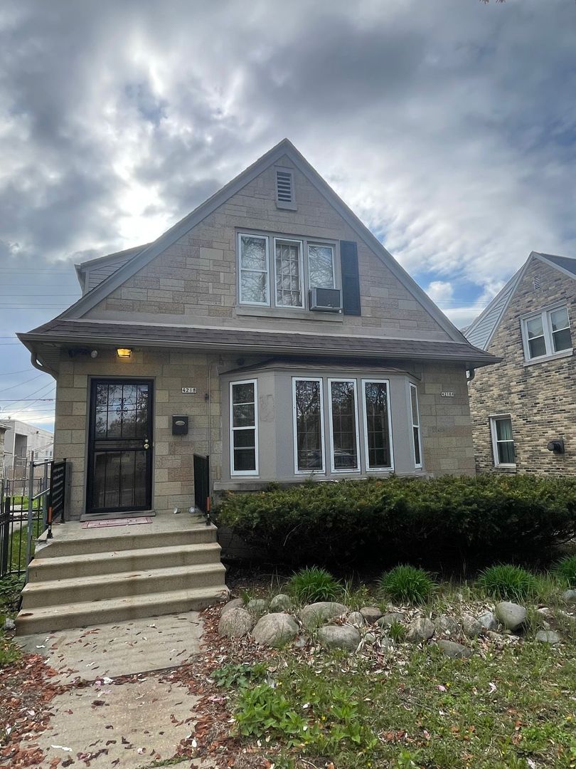 Milwaukee Apartment: 4218-4218A N 36th St.