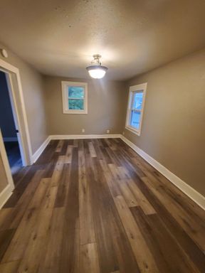2 Bedroom Upper – photo 1