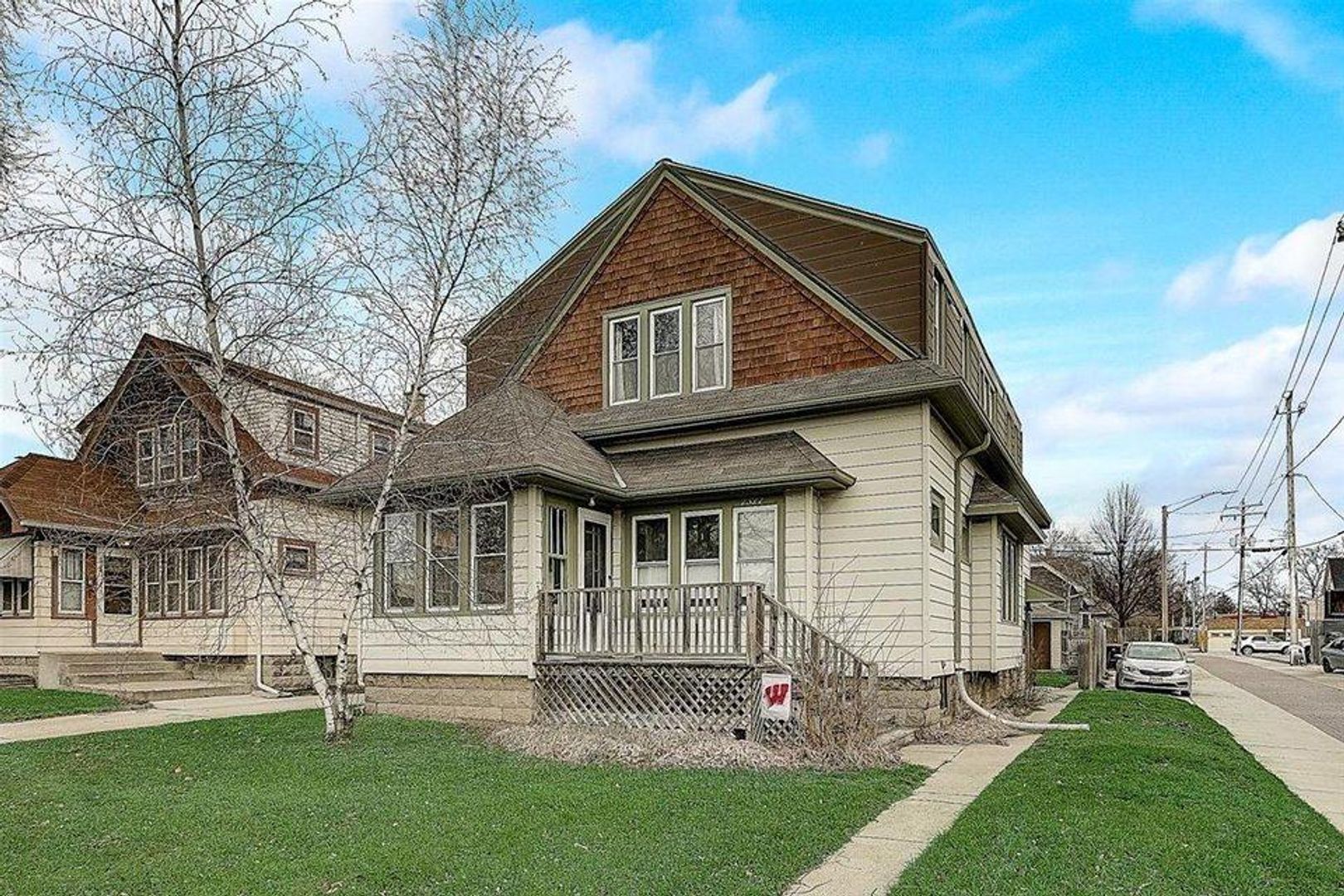 Wauwatosa Apartment: 2322 N 67th St.