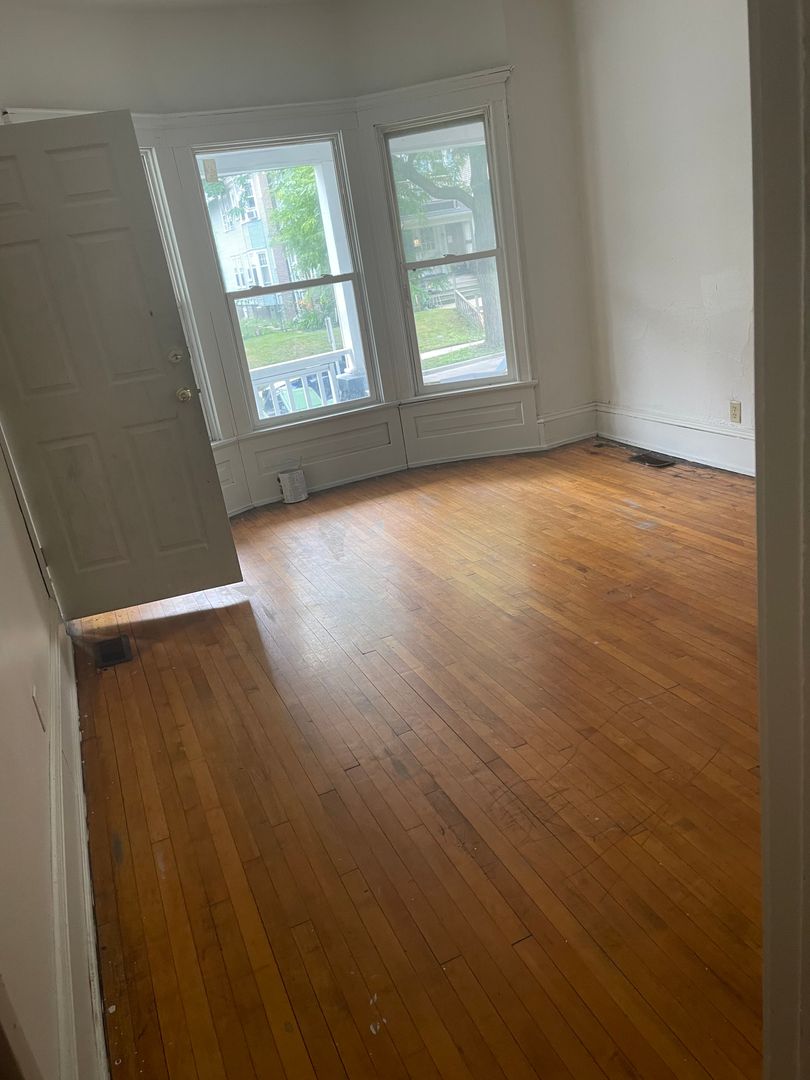 Milwaukee Apartment: 502-504 N 32nd St.