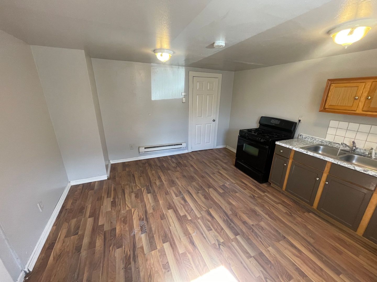 Milwaukee Apartment: 1712 W Forest Home Ave.