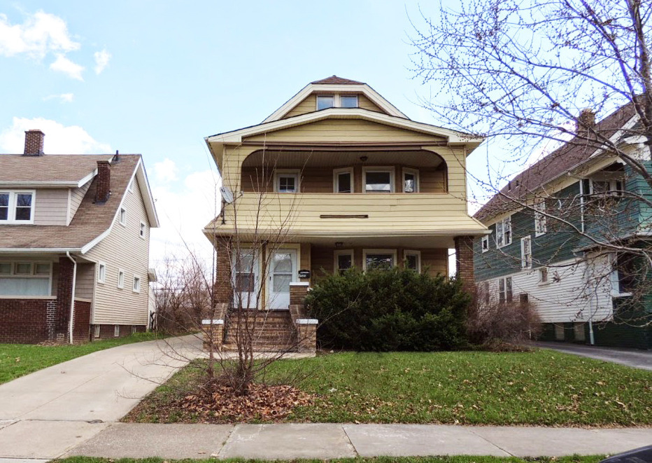 Shaker Heights Apartment: 3583 Chelton Road,