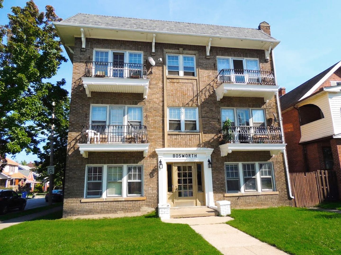 Cleveland Apartment: 3537 Bosworth Road