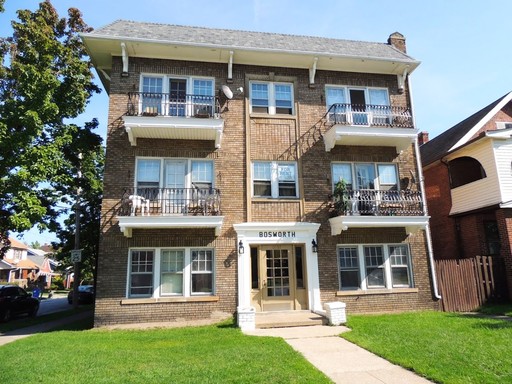 Renovated 2 Bed - 1 Bath Apartment for Rent! – photo 1