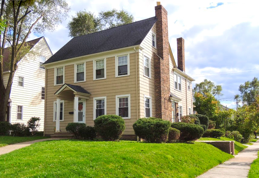 Shaker Heights Apartment: 17408 Winslow Road,