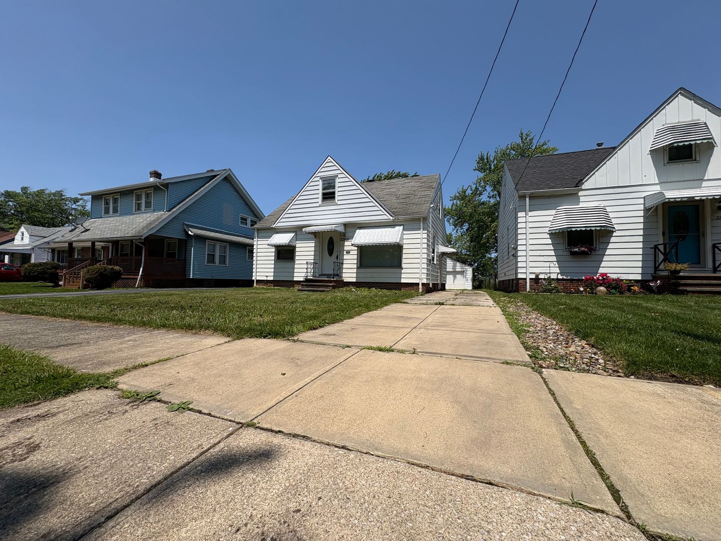 Euclid House: 22651 Coulter Avenue,