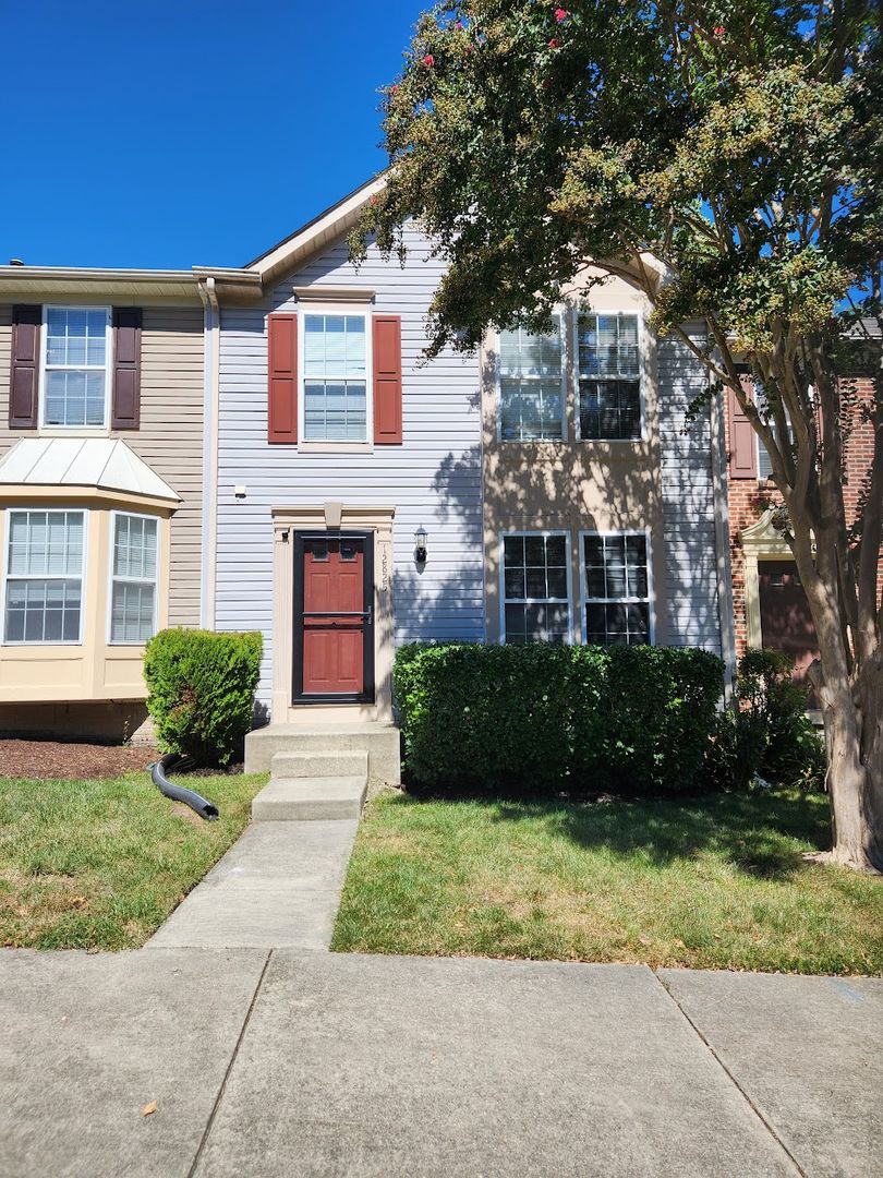 Upper Marlboro House: 12825 Town Center Way