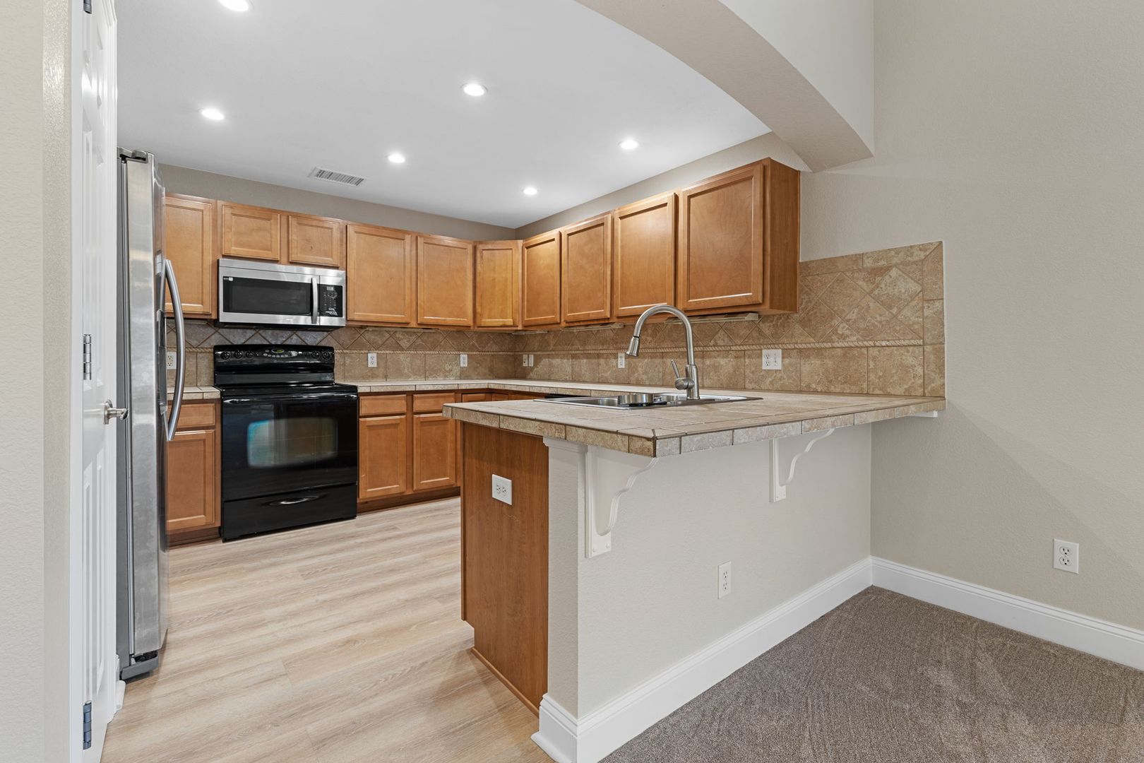 16687 Las Ramblas Lane 6 of 12