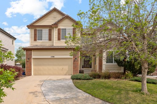 Fantastic 4 Bed with Office in The Farm – photo 1