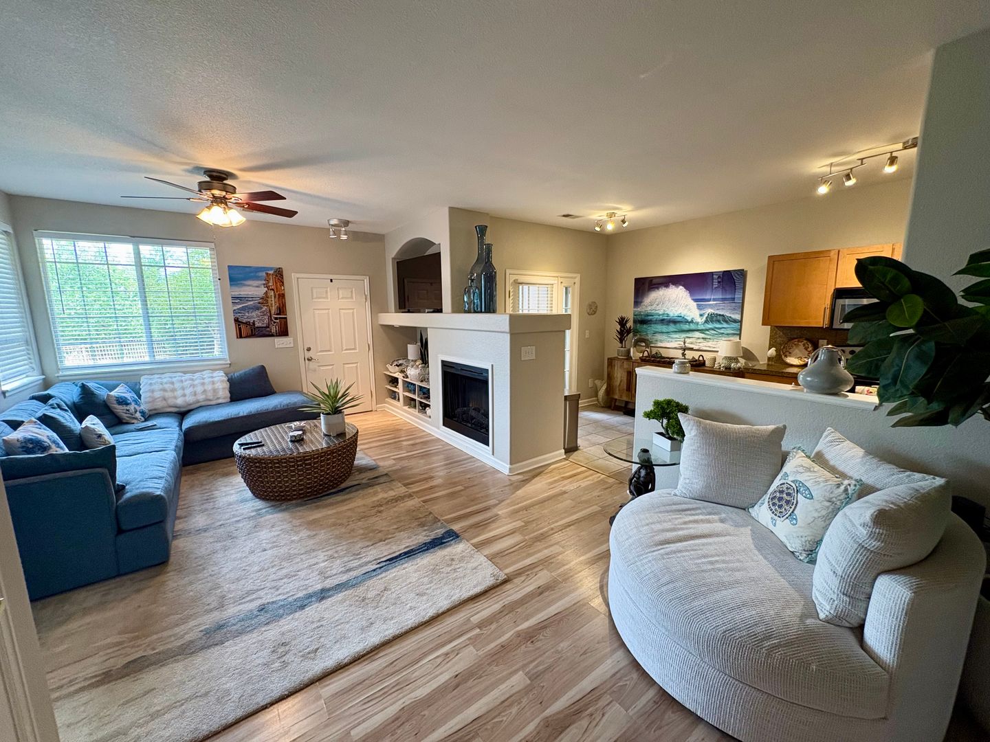 Aurora House: 22580 East Ontario Drive