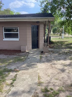 Three Bedroom One Bath - Mulberry