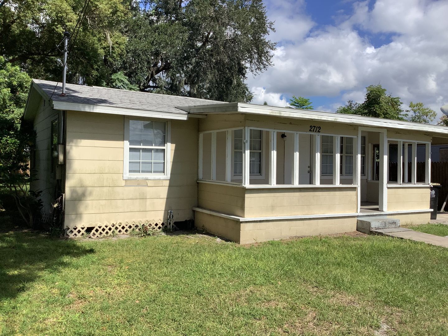Three bedroom one bath - In the Combee and 98 area of Lakeland 