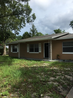 Fenced Yard! – photo 1