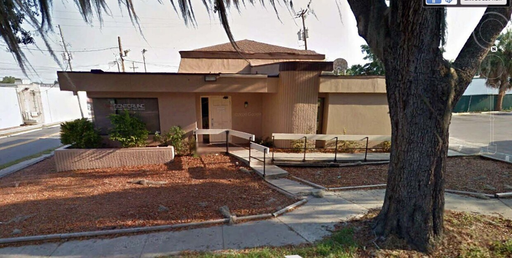 Commercial Building – photo 1