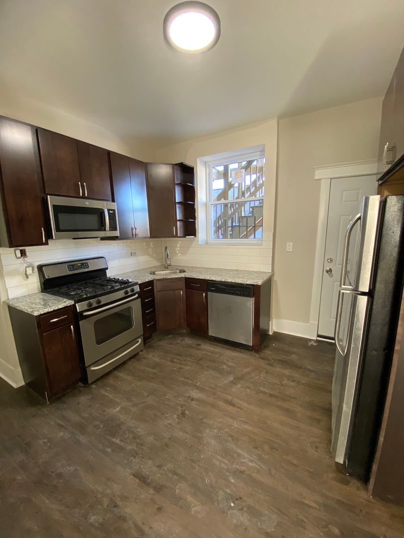 Chicago Apartment: 3614 W. 26th St. Chicago, IL 60623