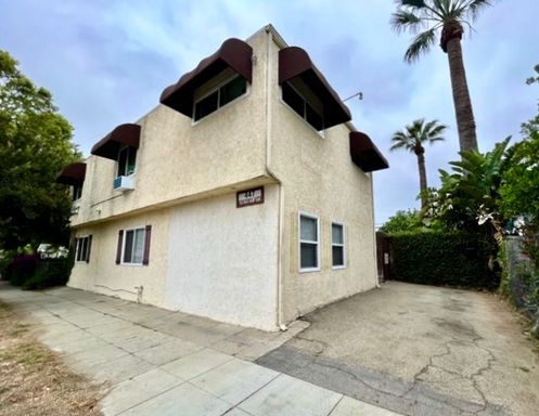 Lovely Upstairs 1-Bedroom Unit in Gated Pomona Community – Month-to-Month