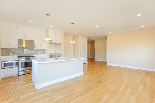 2/Bed 2/Bath - Waterfront - Top Location. – photo 1