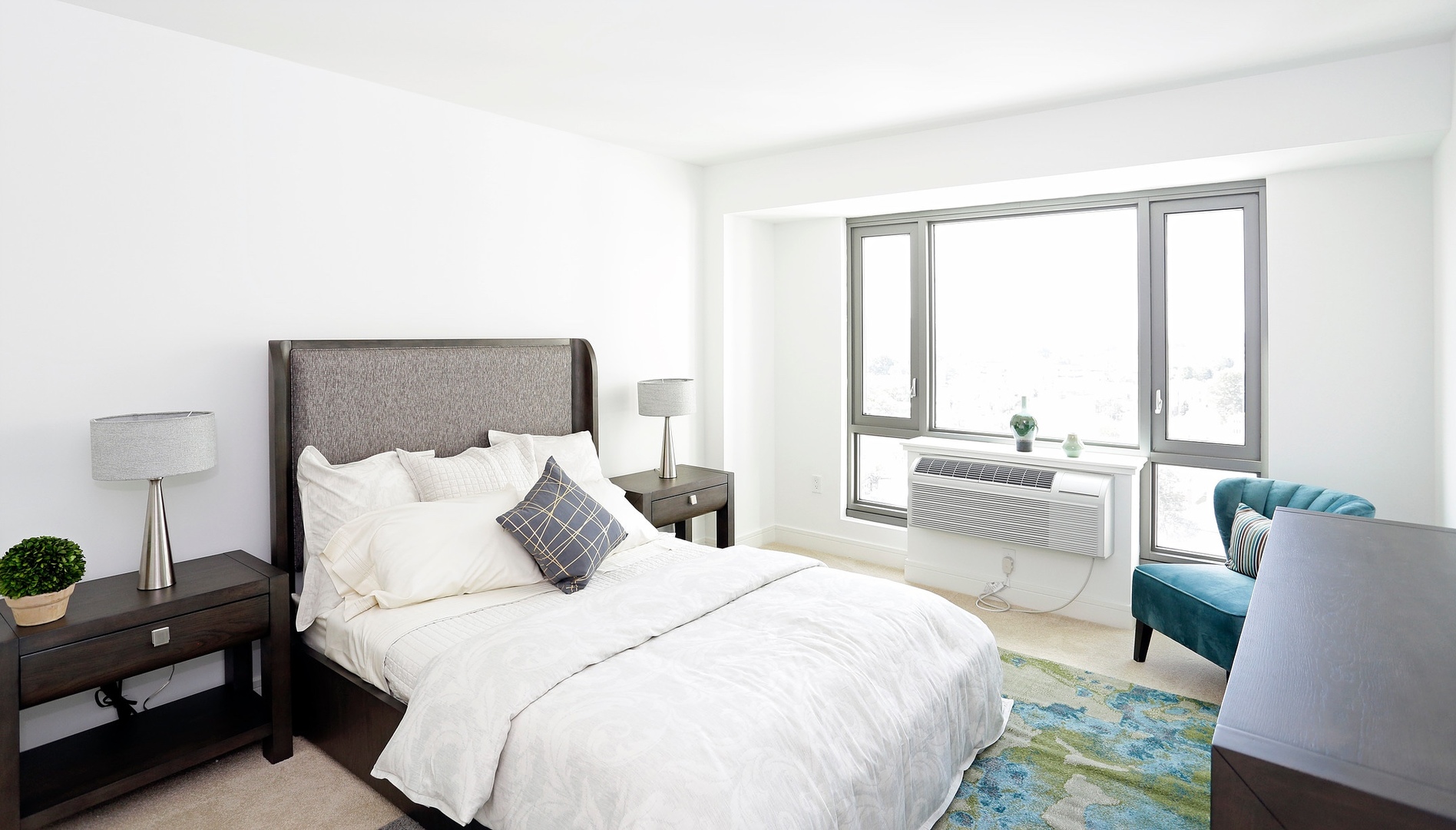 Cliffside Park Apartment: 1 Towne Centre Drive