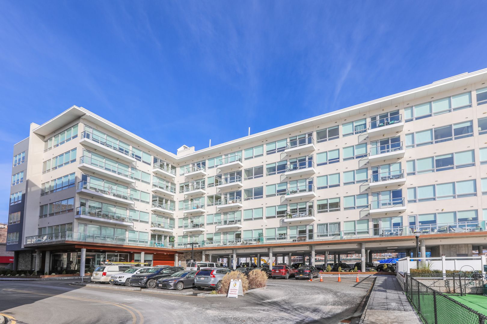 Edgewater Apartment: 8 Main Street
