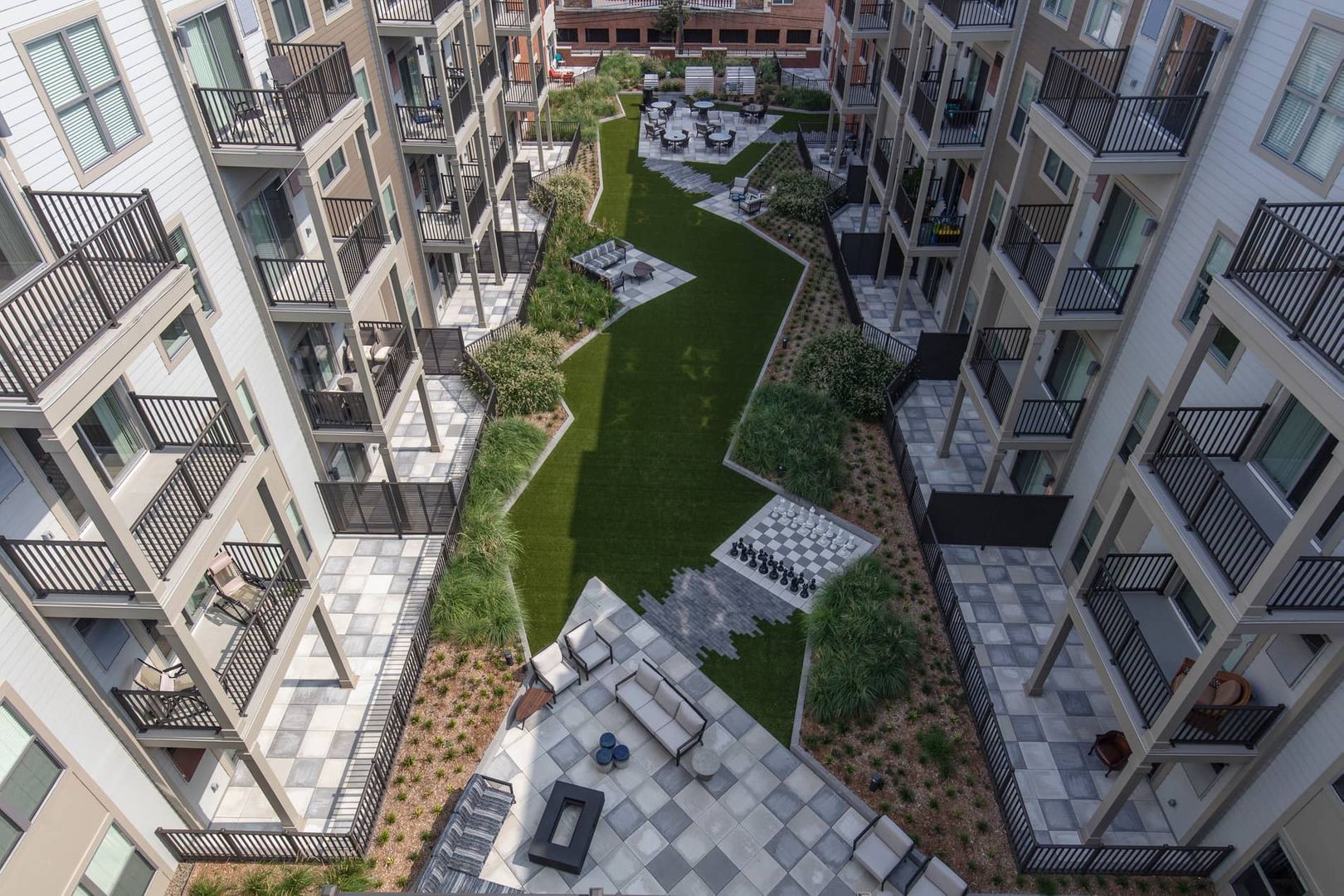Englewood Apartment: 5 William Street,